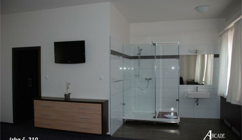 Hotel Arcade Banská Bystrica - Trojlôžková Lux, Dvojlôžková Štandard, Dvojlôžková Lux